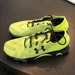 Men’s Under Armour Shoes. Size 9